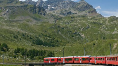 Trenino Rosso del Bernina